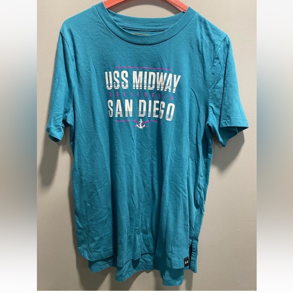 Green USS Midway, San Diego
Short Sleeve TShirt